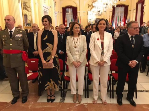 دي كاسترو يعين رسميا حاكما لمدينة مليلية المحتلة أمام غياب خصومه السياسيين من الحزب الشعبي وبوكس