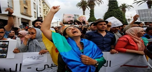 عائلات معتقلي حراك الريف: معتقلان يخيطان فمهمها احتجاجا على تعرضهما للإهمال الطبي عائلات معتقلي حراك الريف: معتقلان يخيطان فمهمها احتجاجا على تعرضهما للإهمال الطبي