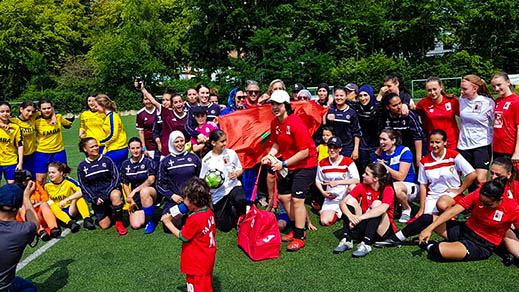 حفل بهيج بمناسبة توزيع جوائز دوري كرة القدم الذي نظمته قنصلية المغرب بتنسيق مع بلدية جيت و جمعية المواطن الجمع