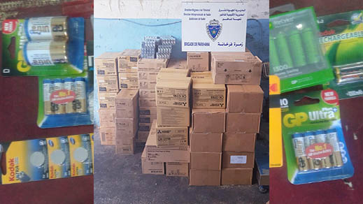 زمرة جمارك معبر فرخانة تفشل عملية تهريب 3500 بطارية إلى التراب الوطني بالناظور