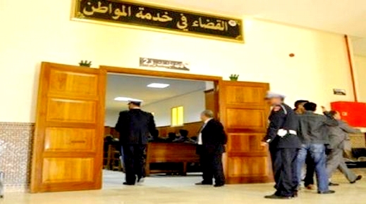 الحسيمة.. إدانة ناشط بـ"حراك الريف" بسبب "محاولة القتل العمد" بـ6 سنوات سجنا نافذا الحسيمة.. إدانة ناشط بـ"حراك الريف" بسبب "محاولة القتل العمد" بـ6 سنوات سجنا نافذا
