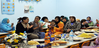 مدرسة الجاحظ (1) بالناظور تحتفل بالسنة الهجرية الجديدة بمعية مستفيدات من برنامج محو الأمية مدرسة الجاحظ (1) بالناظور تحتفل بالسنة الهجرية الجديدة بمعية مستفيدات من برنامج محو الأمية