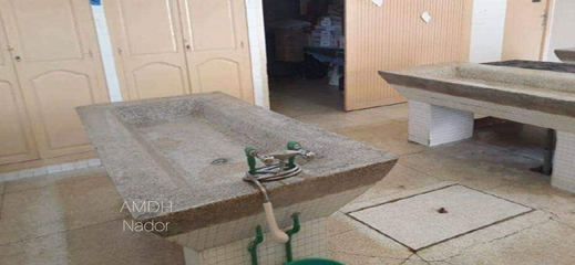 أربعون جثة مجهولة الهوية بمستشفى الناظور تنتظر الدفن أربعون جثة مجهولة الهوية بمستشفى الناظور تنتظر الدفن