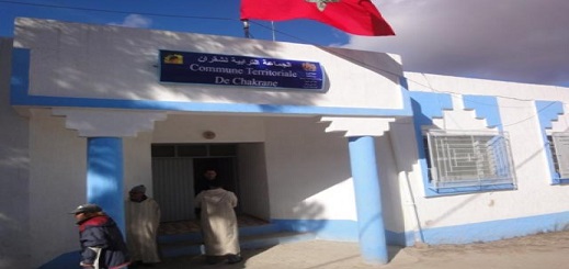 سيدة تضع مولودها داخل سيارة إسعاف بعد رفض مركز "الولادة" نواحي الحسيمة استقبالها سيدة تضع مولودها داخل سيارة إسعاف بعد رفض مركز "الولادة" نواحي الحسيمة استقبالها