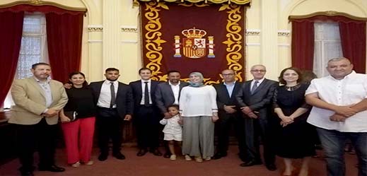 تسعة اسبان من أصول مغربية بالناظور يعينون أعضاء في الحكومة المحلية لمليلية المحتلة تسعة اسبان من أصول مغربية بالناظور يعينون أعضاء في الحكومة المحلية لمليلية المحتلة