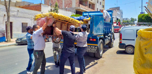 بالصور.. سلطات الحسيمة تشن حربا على الفراشة والباعة من محتلي الأملاك العامة