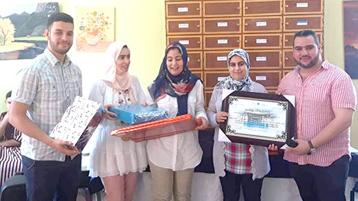ثانوية بني أنصار تكرم أطرها وضمنهم المحالون على التقاعد وتلامذتها المتفوقين دراسيا ثانوية بني أنصار تكرم أطرها وضمنهم المحالون على التقاعد وتلامذتها المتفوقين دراسيا