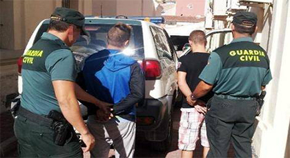 اعتقال 8 مواطنين مغاربة في إيبيزا خلال حملة أمنية ضد تجارة المخدرات