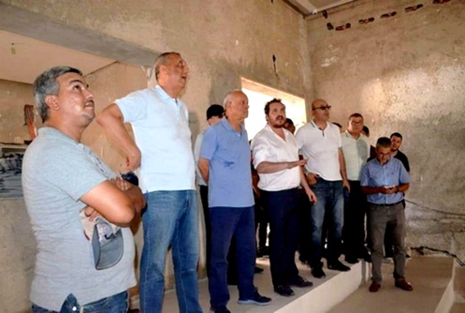 الوالي مهيدية يستنفر المسؤولين لتفقد مشاريع منارة المتوسط بالتزامن مع تواجد الملك بالحسيمة الوالي مهيدية يستنفر المسؤولين لتفقد مشاريع منارة المتوسط بالتزامن مع تواجد الملك بالحسيمة