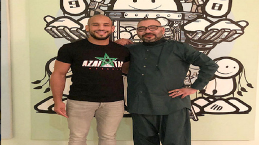 الملك يواصل رفقة ولي العهد عطلته بطنجة ويتناول وجبة عشاء بمطعم أبوزعيتر الملك يواصل رفقة ولي العهد عطلته بطنجة ويتناول وجبة عشاء بمطعم أبوزعيتر