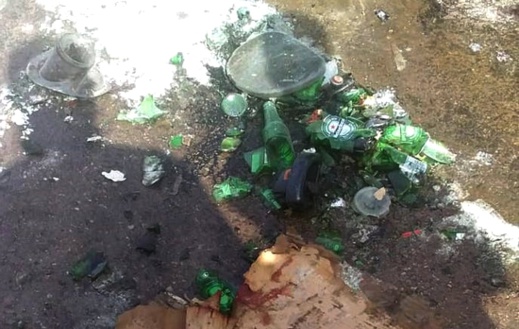 بالصور.. سيارة محملة بكمية من الخمور تتسبب في حادثة سير خطيرة بوجدة بالصور.. سيارة محملة بكمية من الخمور تتسبب في حادثة سير خطيرة بوجدة