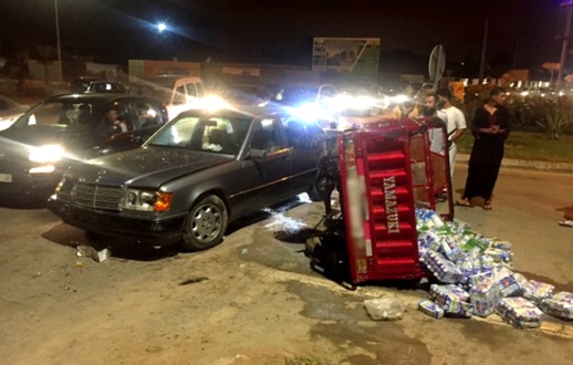 إصابة سائق دراجة "تريبورطور" في حادثة سير قرب مرجان الناظور إصابة سائق دراجة "تريبورطور" في حادثة سير قرب مرجان الناظور