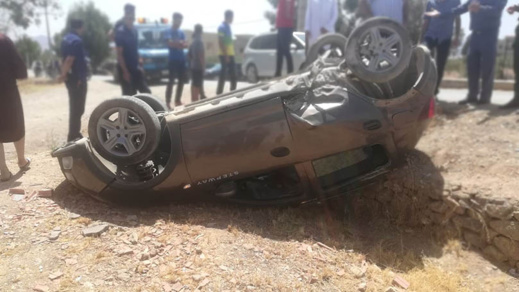 إصابة شخصين في حادث انقلاب سيارة بين جماعتي ميضار وإفرني إصابة شخصين في حادث انقلاب سيارة بين جماعتي ميضار وإفرني