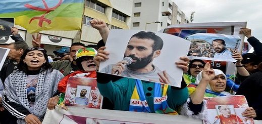 أحمجيق: جهات تصبّ "الزيت على النار" في قضية معتقلي الريف أحمجيق: جهات تصبّ "الزيت على النار" في قضية معتقلي الريف