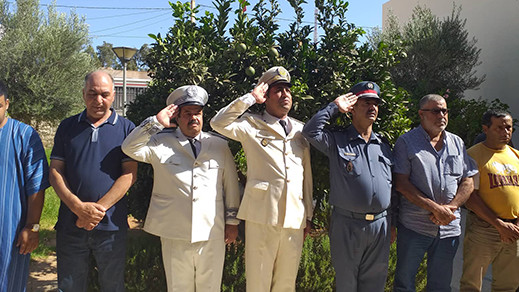 قائد قيادة بني سعيذ يترأس مراسيم الاستماع الى خطاب ثورة الملك والشعب قائد قيادة بني سعيذ يترأس مراسيم الاستماع الى خطاب ثورة الملك والشعب