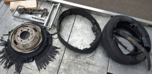 بالصور.. الدرك الفرنسي يغرم مهاجر مغربي ب800 يورو بسبب الحمولة الزائدة بالصور.. الدرك الفرنسي يغرم مهاجر مغربي ب800 يورو بسبب الحمولة الزائدة