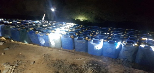 القوات المساعدة تعثر على أزيد من 4 أطنان من البنزين المعد لقوارب الهجرة بجماعة أركمان