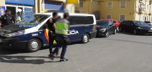 اعتقال مغربي بإسبانيا بعد فراره من ألمانيا ضمن شبكة أوروبية لتنيظم داعش اعتقال مغربي بإسبانيا بعد فراره من ألمانيا ضمن شبكة أوروبية لتنيظم داعش