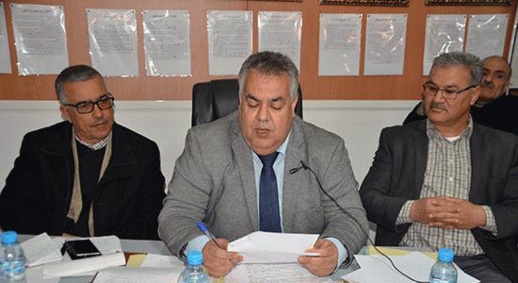 بيجيديو بني انصار يدعون رئيس المجلس إلى مناقشة مشكل الأزبال وتغيب الأعضاء 