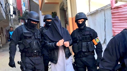 الناظور.. تفكيك خلية موالية لـ "داعش" كانت تخطط لأعمال إرهابية بمدن المملكة الناظور.. تفكيك خلية موالية لـ "داعش" كانت تخطط لأعمال إرهابية بمدن المملكة