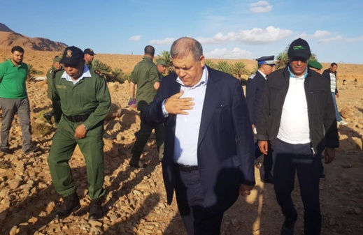 بتعليمات ملكية.. وزيرا الداخلية والنقل وقائد الدرك الملكي يحلون بمكان فاجعة غرق حافلة للمسافرين بتعليمات ملكية.. وزيرا الداخلية والنقل وقائد الدرك الملكي يحلون بمكان فاجعة غرق حافلة للمسافرين