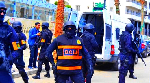 خطير.. الاستخبارات ترصد استغلال خلية إرهابية لمواقع جبلية لصناعة المتفجرات بالدريوش خطير.. الاستخبارات ترصد استغلال خلية إرهابية لمواقع جبلية لصناعة المتفجرات بالدريوش