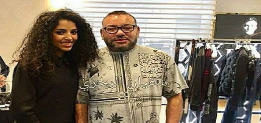 صورة جديدة للملك محمد السادس بقميص مكتوب عليه "مَن سَرَّهُ زَمنٌ ساءَتهُ أزمانُ" تجتاح الفايسبوك صورة جديدة للملك محمد السادس بقميص مكتوب عليه "مَن سَرَّهُ زَمنٌ ساءَتهُ أزمانُ" تجتاح الفايسبوك
