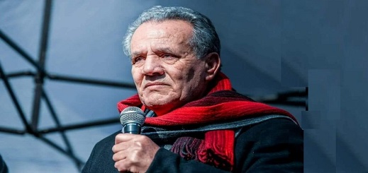 الزفزافي: ناصر طلب مني جلب حفنة من تراب الريف ولكن إدارة السجن كان لها رأي آخر الزفزافي: ناصر طلب مني جلب حفنة من تراب الريف ولكن إدارة السجن كان لها رأي آخر