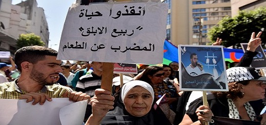معركة "الأمعاء الفارغة" تثير تخوف نشطاء على حياة معتقلي الريف معركة "الأمعاء الفارغة" تثير تخوف نشطاء على حياة معتقلي الريف