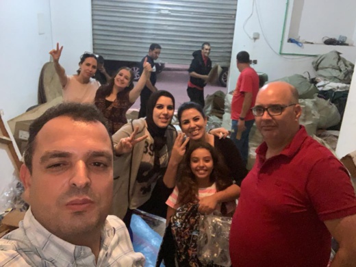 الحسيمة: جمعويون يوزعون 7000 محفظة مدرسية مجهزة بالأدوات على التلاميذ المحتاجين بالعالم القروي