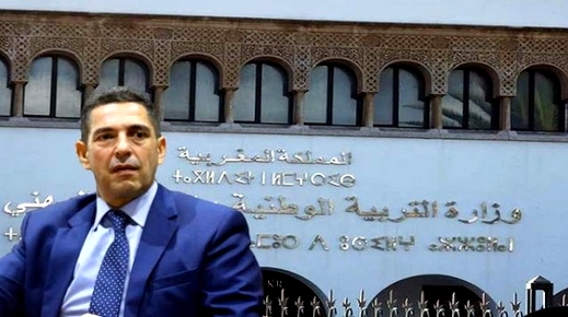 بسبب أوضاع قطاع التعليم.. أستاذ وزوجته ينسحبان من التدريس ويغادران المغرب تاركين رسالة مثيرة بسبب أوضاع قطاع التعليم.. أستاذ وزوجته ينسحبان من التدريس ويغادران المغرب تاركين رسالة مثيرة