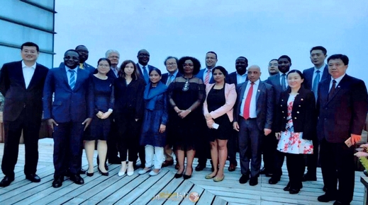 سليل الحسيمة أشرف بوجير يمثل غرفة التجارة والصناعة لجهة الشمال بمؤتمر دولي بجمهورية الصين سليل الحسيمة أشرف بوجير يمثل غرفة التجارة والصناعة لجهة الشمال بمؤتمر دولي بجمهورية الصين