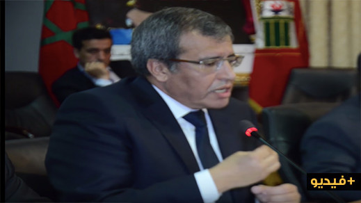 شاهدوا.. عامل الناظور ينبه رؤساء الجماعات عن خروقات التعمير ويؤكد متابعة المتورطين قضائيا 