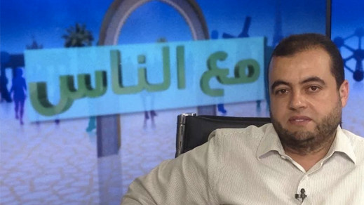الشرادي محمد يكتب.. حوليش والبحث عن قميص يعلق عليه فضائحه الشرادي محمد يكتب.. حوليش والبحث عن قميص يعلق عليه فضائحه