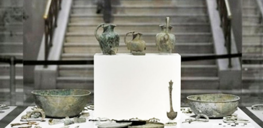 وزارة الثقافة تبحث عن 35 ألف قطعة أثرية مهربة تم حجزها بفرنسا