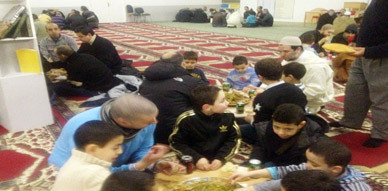 مؤسسة الإمام مالك بالدنمارك تحيي ذكرى المولد النبوي الشريف وسط نفحات إيمانية مؤسسة الإمام مالك بالدنمارك تحيي ذكرى المولد النبوي الشريف وسط نفحات إيمانية