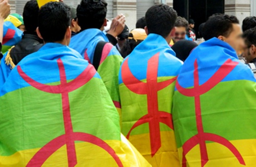 صدور قانون جديد يلزم التقاضي بالأمازيغية في المحاكم وكتابة الوثائق الادارية بحروف تيفيناغ صدور قانون جديد يلزم التقاضي بالأمازيغية في المحاكم وكتابة الوثائق الادارية بحروف تيفيناغ