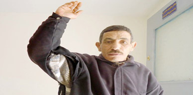 موظف بجماعة حاسي بركان يستنجد بعامل إقليم الناظور لإنصافه من مستشار بالجماعة اعتدى عليه بالضرب موظف بجماعة حاسي بركان يستنجد بعامل إقليم الناظور لإنصافه من مستشار بالجماعة اعتدى عليه بالضرب