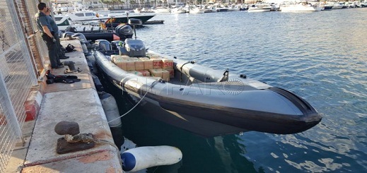 حجز 1500 كلغ من الحشيش داخل قارب كان يستعد للإبحار الى إسبانيا