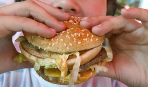 خبيرة تغذية ألمانية تحذر من خطر الأغذية الجاهزة على القلب خبيرة تغذية ألمانية تحذر من خطر الأغذية الجاهزة على القلب