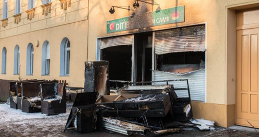 إلقاء مواد حارقة على مسجد في مدينة دورتموند الألمانية إلقاء مواد حارقة على مسجد في مدينة دورتموند الألمانية