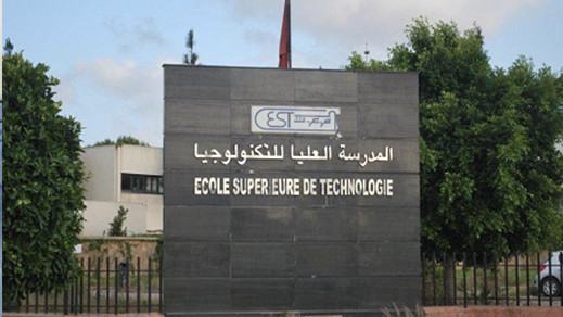 عامل الإقليم يقوم بإيفاد لجنة لإختيار بقع ارضية لبناء مؤسستين جامعيتين بالناظور عامل الإقليم يقوم بإيفاد لجنة لإختيار بقع ارضية لبناء مؤسستين جامعيتين بالناظور