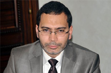 الخلفي يؤكد عزم الوزارة إعداد برامج لإدماج الصحافة الالكترونية الخلفي يؤكد عزم الوزارة إعداد برامج لإدماج الصحافة الالكترونية