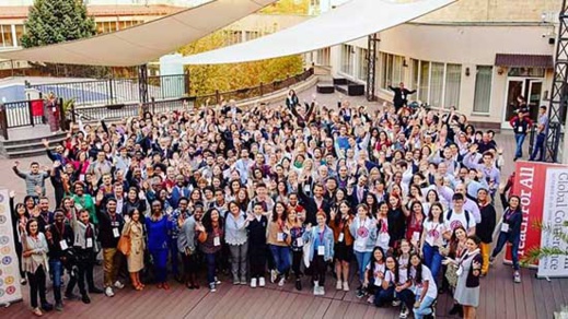 يرأسها إبن أفسو محمد الإدريسي.. وفد من منظمة "علِّم لأجل المغرب" يحضر المؤتمر العالمي حول التعليم بأرمينيا يرأسها إبن أفسو محمد الإدريسي.. وفد من منظمة "علِّم لأجل المغرب" يحضر المؤتمر العالمي حول التعليم بأرمينيا