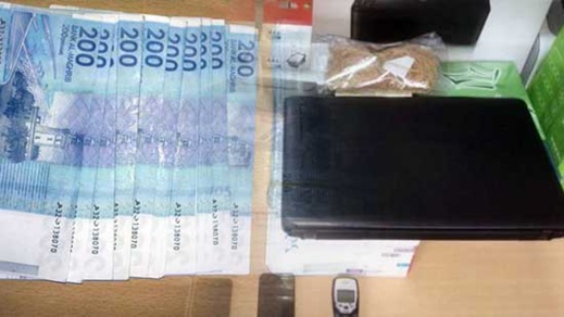 بالصور.. ضبط أوراق مالية مزورة بطنجة والمتّهم بترويجها مواطن مصري بالصور.. ضبط أوراق مالية مزورة بطنجة والمتّهم بترويجها مواطن مصري