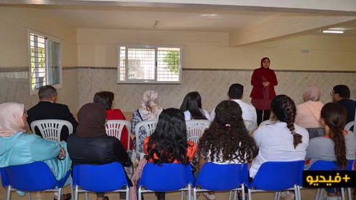 جمعيتين بالناظور تدخلان الفرحة والسرور على قلوب نزلاء مركز حماية الطفولة جمعيتين بالناظور تدخلان الفرحة والسرور على قلوب نزلاء مركز حماية الطفولة