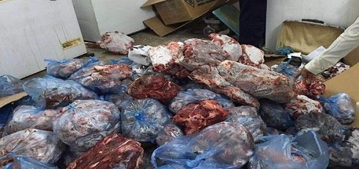 حجز كمية كبيرة من اللحوم الفاسدة كانت معدة للبيع بأسواق جهة الشرق حجز كمية كبيرة من اللحوم الفاسدة كانت معدة للبيع بأسواق جهة الشرق
