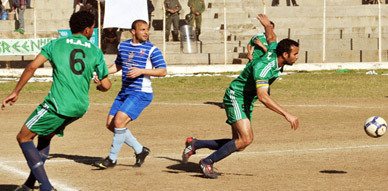 الهلال يهدي إنتصاره  على الفتح في ديربي الناظور لروح مؤسسه مولاي أحمد لعروسي الهلال يهدي إنتصاره  على الفتح في ديربي الناظور لروح مؤسسه مولاي أحمد لعروسي