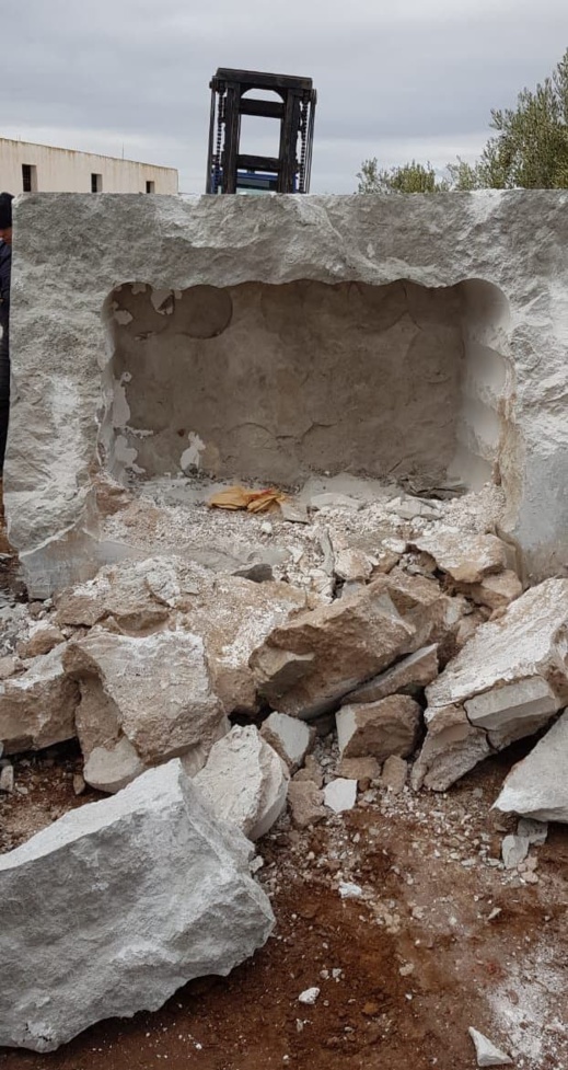 بالصور.. الشرطة تكتشف طريقة جديدة لتهريب المخدرات مكنتها من حجز أزيد من 12 طن من الحشيش بالصور.. الشرطة تكتشف طريقة جديدة لتهريب المخدرات مكنتها من حجز أزيد من 12 طن من الحشيش