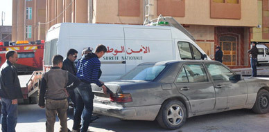 العناصر الامنية بزايو توقف المتهم الرئيسي في سرقة سيارة من نوع 250 وتسترجعها من مداغ العناصر الامنية بزايو توقف المتهم الرئيسي في سرقة سيارة من نوع 250 وتسترجعها من مداغ